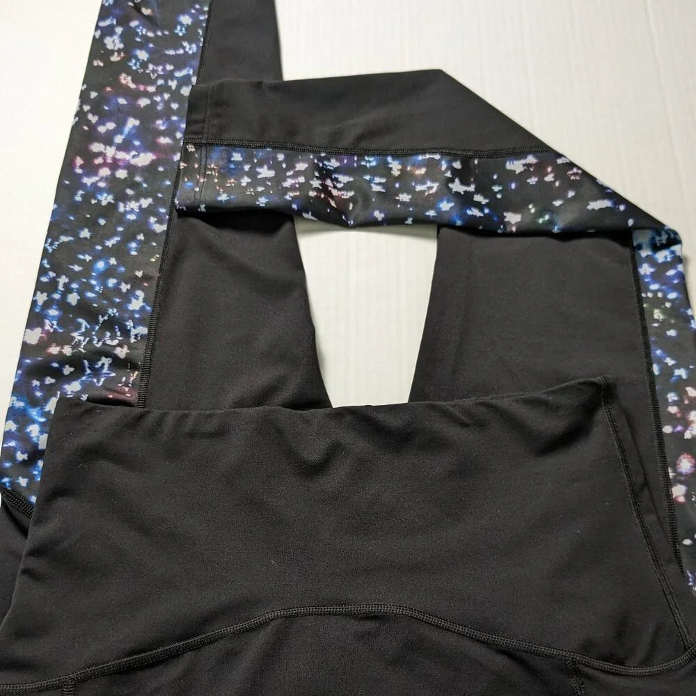 SPANX Women's Leggings Tights  Size L  Black Multi Color Accent